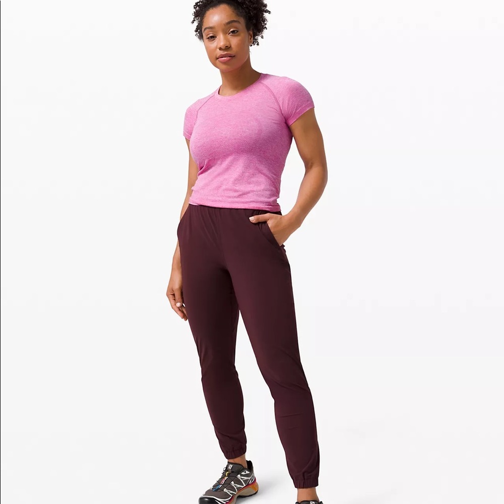 Lululemon Swiftly Tech 2.0 Race Length shirt